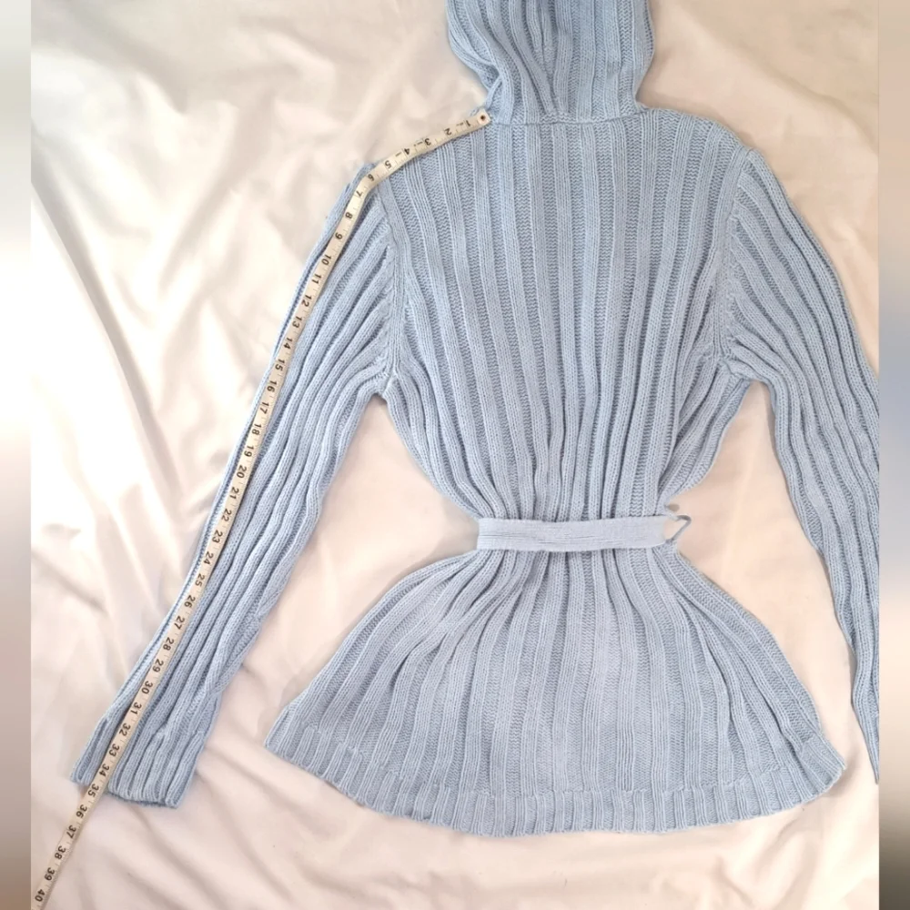 VENEZIA Jeans Co. Cableknit Belted Robe Cardigan Sweater with Hoodie - Picture 9 of 15